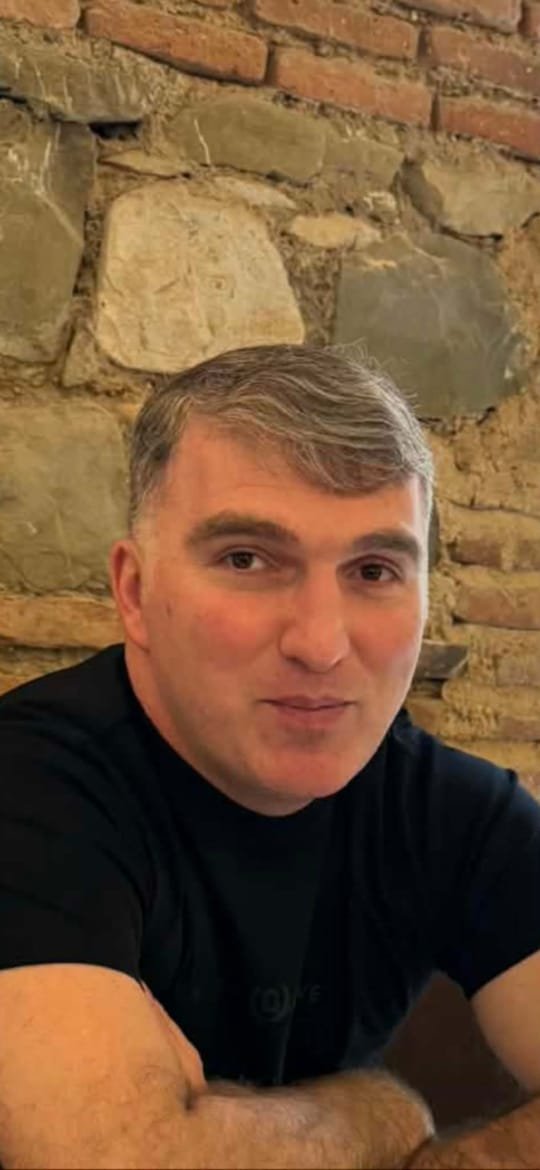 ვახტანგ ხიზანიშვილი